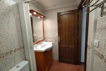 Photo 35