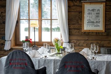 Indoor wedding