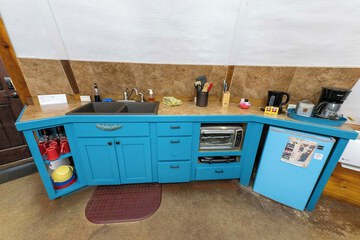 Private kitchenette