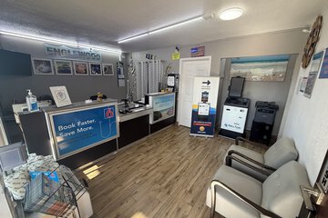 Check-in/check-out kiosk