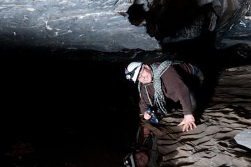 Spelunking/cave exploring