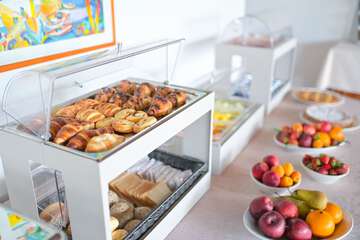 Breakfast buffet