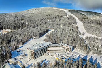 Skiing