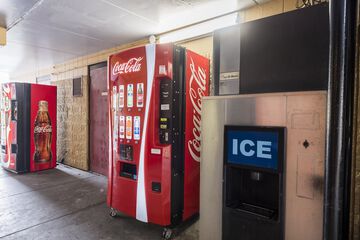 Vending machine