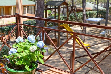 Children's play area - outdoor