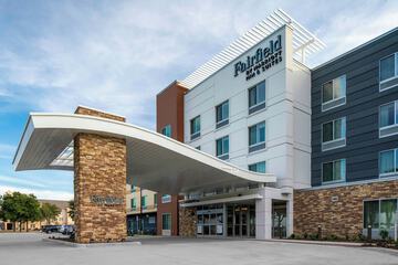 Fairfield Inn & Suites by Marriott Dallas DFW Airport North / Irving