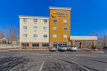 Comfort Suites Huntsville MidCity District at Research Park