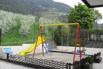 Children's play area - outdoor