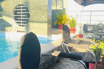 Rooftop pool
