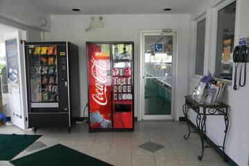 Vending machine