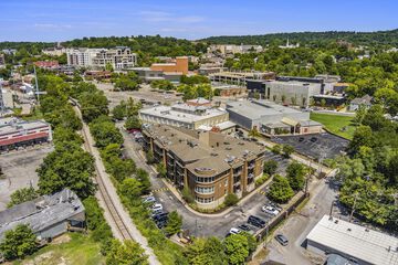 Hotel Interior 6 of 24