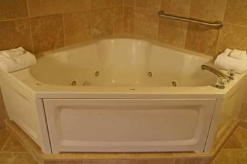 Jetted tub