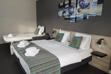 guest_rooms