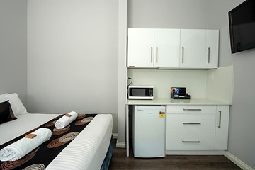 Photo 11