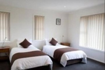  Executive Oasis Narrabri 2