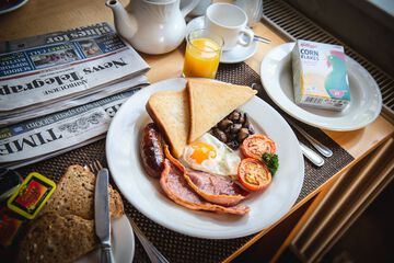Breakfast meal