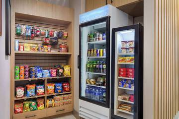 Snack bar