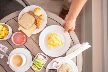 Breakfast meal