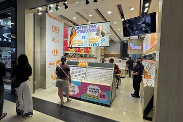 Shopping mall