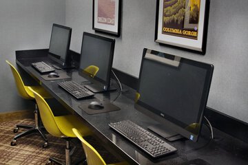 Business Center 58 of 62