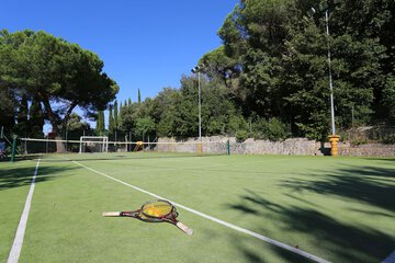 Tennis court