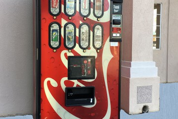 Vending machine