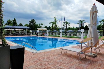 Sundeck