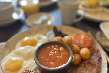 Breakfast meal
