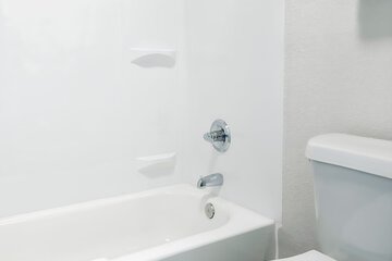 Room 27 of 44