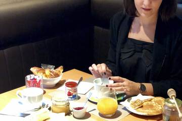 Breakfast buffet