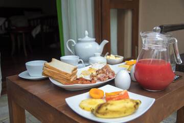 Breakfast meal