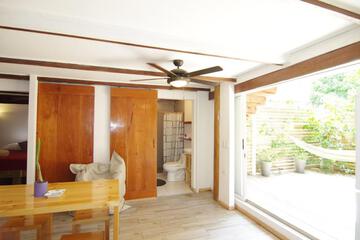 Photo 48