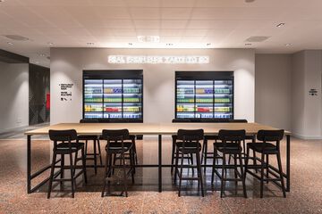 Food court