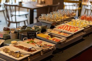 Breakfast buffet