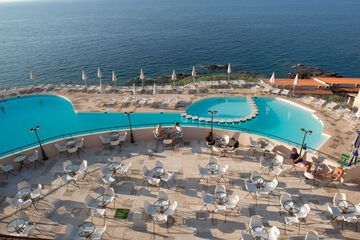 Rooftop pool