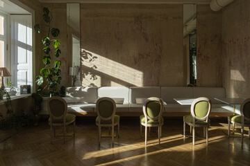 Breakfast area