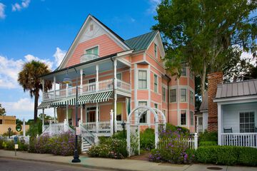 Beaufort Inn
