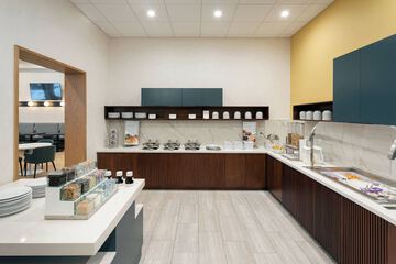 Breakfast/Coffee Service 52 of 57