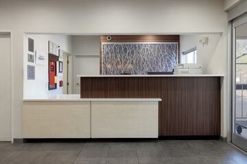 Concierge desk