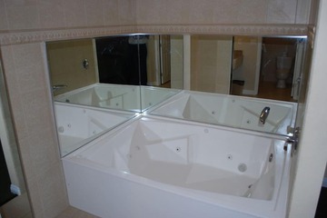 Jetted tub