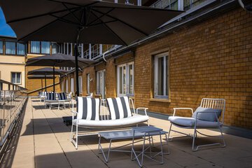 Sundeck
