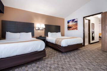 Room 17 of 38
