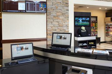 Business Center 43 of 43