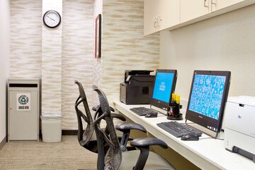 Business Center 77 of 77