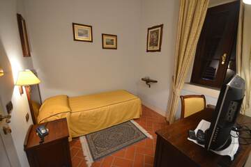 Photo 24
