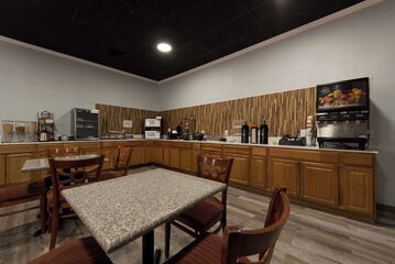 Breakfast/Coffee Service 39 of 42