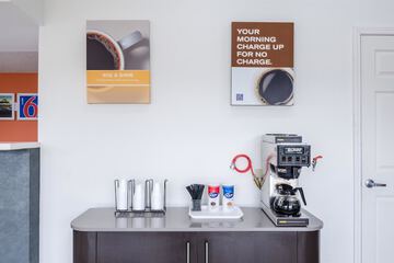 Breakfast/Coffee Service 43 of 43