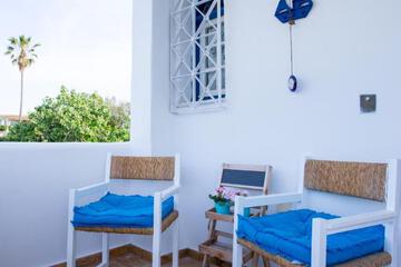 Photo 32