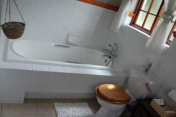 Photo 33