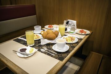 Breakfast meal